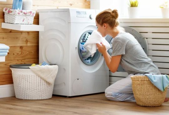 Tipps zur Reinigung und Pflege von Kleidungsstücken