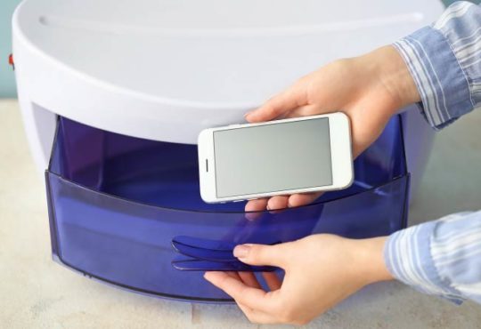 UV-Desinfektionslampe Smartphones säubern