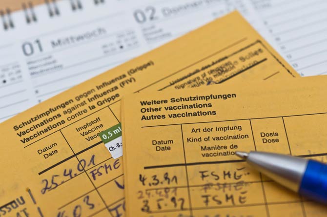 Gelbe Impfpass ist weltweit anerkannt