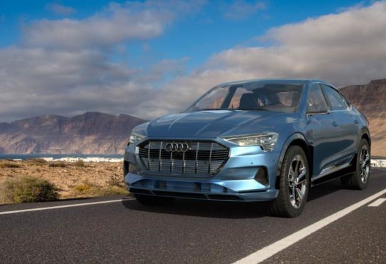 Hybridauto Audi E-Tron