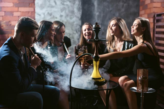 Shisha rauchen gesellschaftliches Miteinander