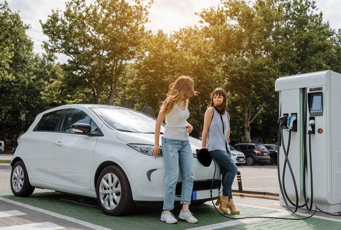 Hohe Verkaufszahlen bei E-Autos