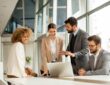 Selbstbewusstes Auftreten im Business-Alltag