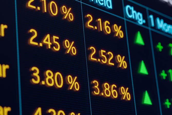 Hohe Renditen für Staatsanleihen mit langer Laufzeit