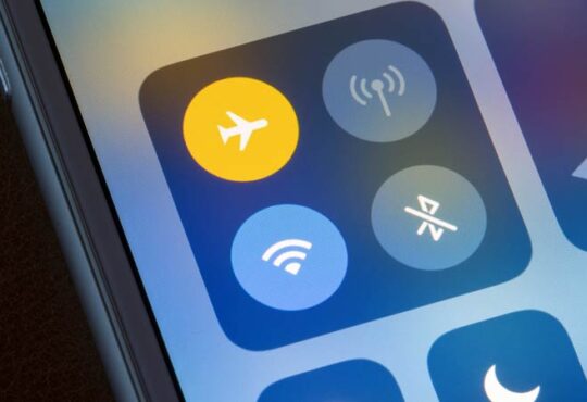 Smartphone im Flugmodus