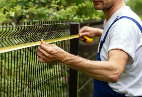 Grundstück sichern: Zaunarten im Vergleich